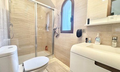 Resale - Villa - Orihuela Costa - Villamartín