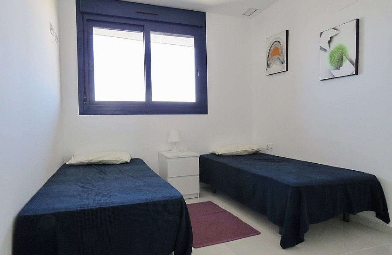 Resale - Apartment / flat - Punta Prima