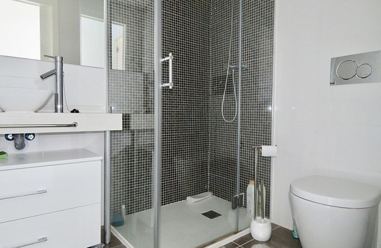 Resale - Apartment / flat - Punta Prima