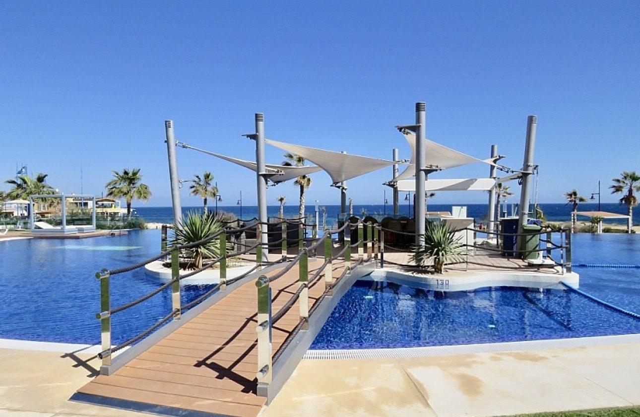 Resale - Apartment / flat - Punta Prima