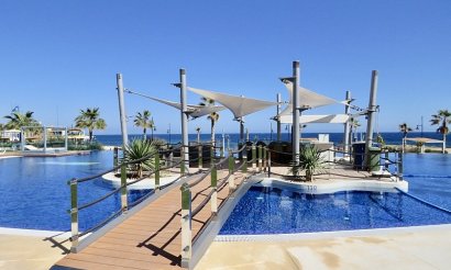 Resale - Apartment / flat - Punta Prima