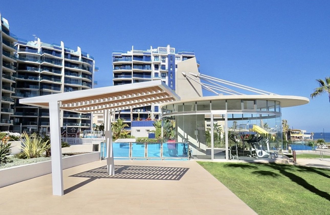 Resale - Apartment / flat - Punta Prima