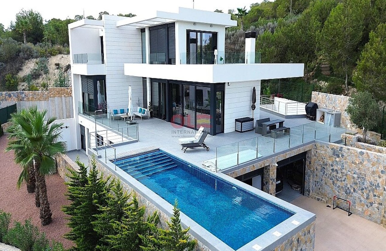 Resale - Villa - Las Colinas Golf Resort - Colinas Golf