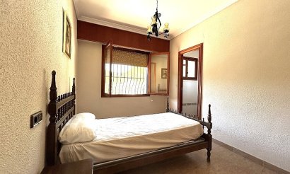 Revente - Villa - Orihuela Costa - Dehesa de campoamor