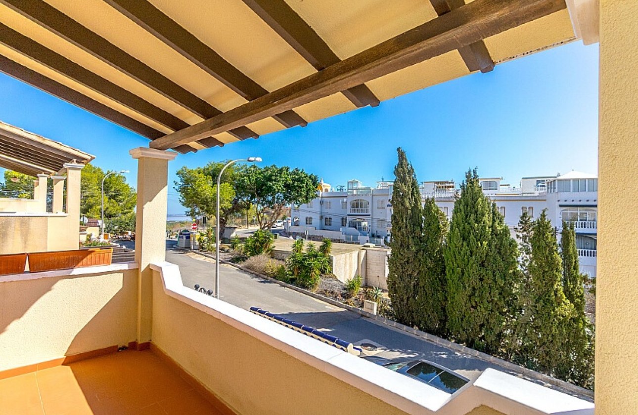 Resale - Villa - Orihuela Costa - Villamartin area