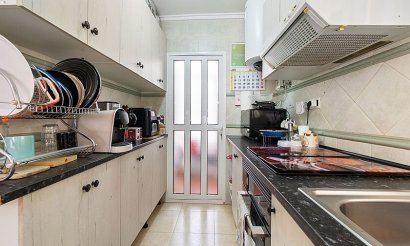 Resale - Villa - Orihuela Costa - Villamartin area