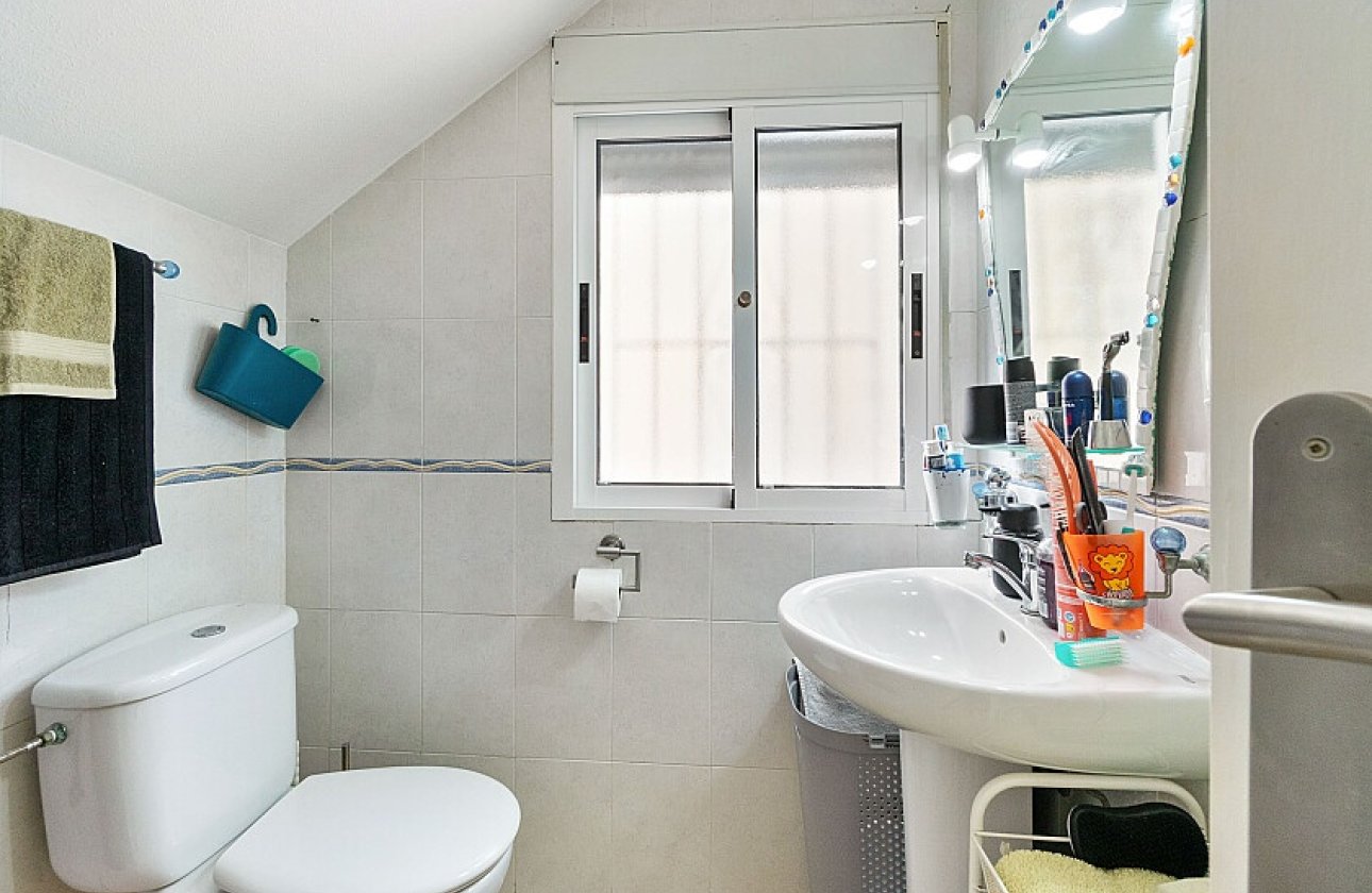 Resale - Villa - Orihuela Costa - Villamartin area