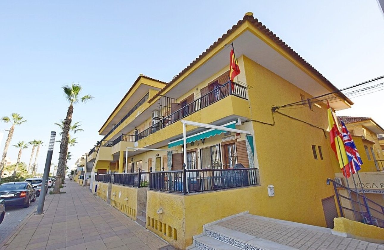 Resale - Townhouse - La Mata