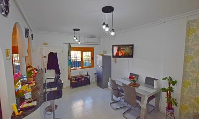 Resale - Townhouse - La Mata