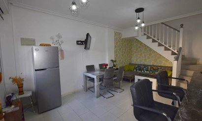 Resale - Townhouse - La Mata