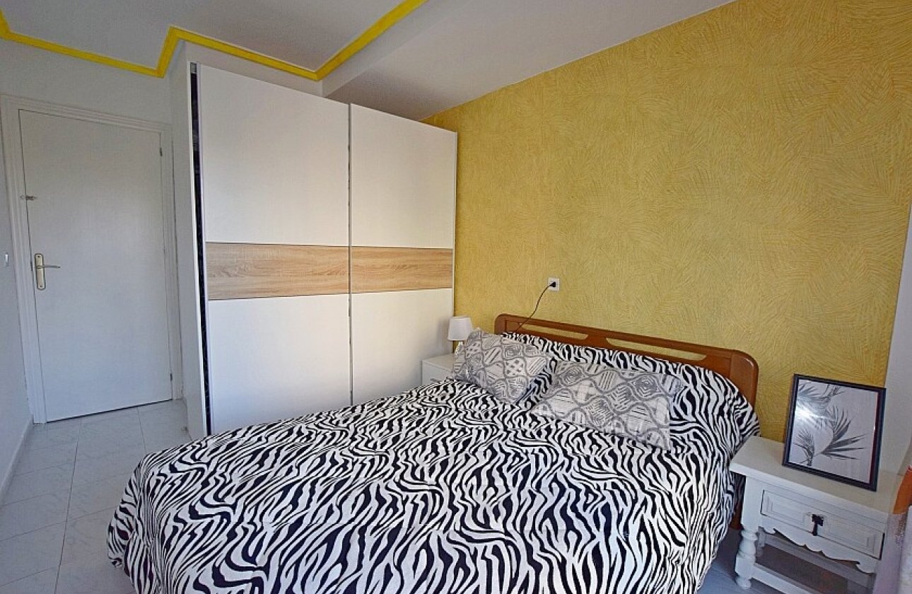 Resale - Townhouse - La Mata