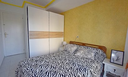 Resale - Townhouse - La Mata