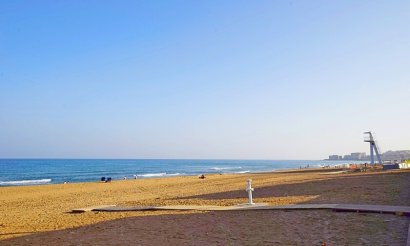 Resale - Townhouse - La Mata