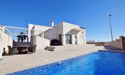 Resale - Villa - San Miguel de Salinas