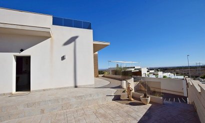 Resale - Villa - San Miguel de Salinas
