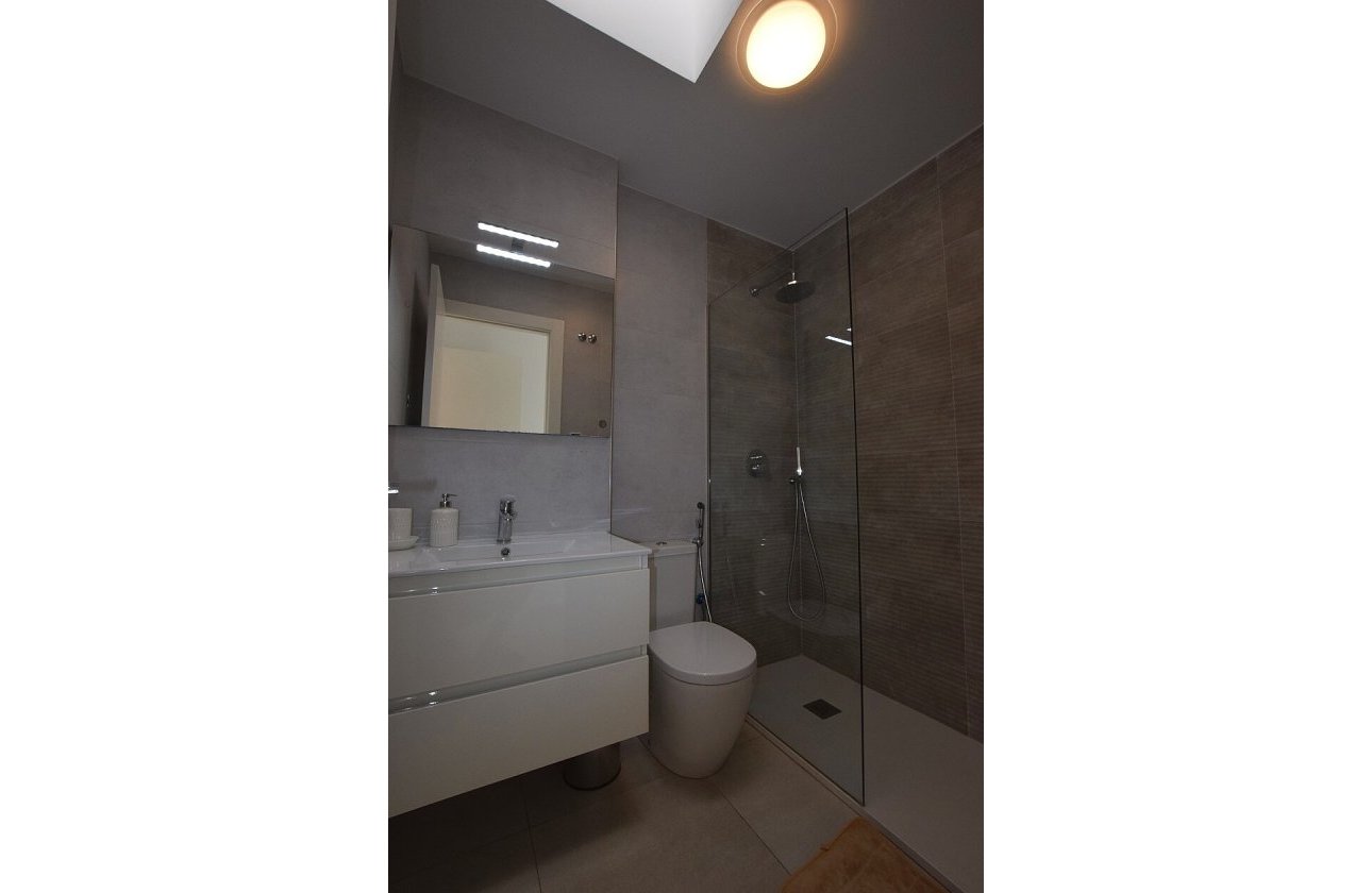 Resale - Villa - San Miguel de Salinas