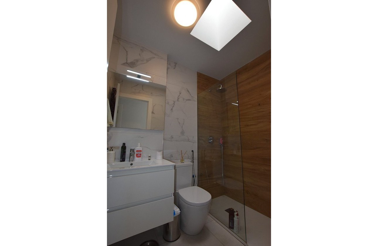 Resale - Villa - San Miguel de Salinas