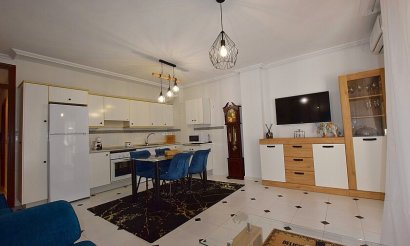 Resale - Apartment / flat - Torrevieja - Playa de los Locos
