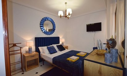 Resale - Apartment / flat - Torrevieja - Playa de los Locos