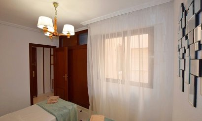 Resale - Apartment / flat - Torrevieja - Playa de los Locos