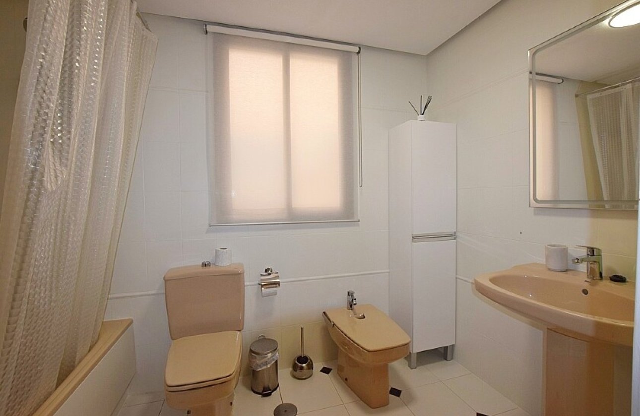 Resale - Apartment / flat - Torrevieja - Playa de los Locos