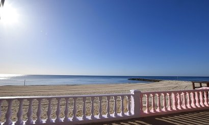 Resale - Apartment / flat - Torrevieja - Playa de los Locos