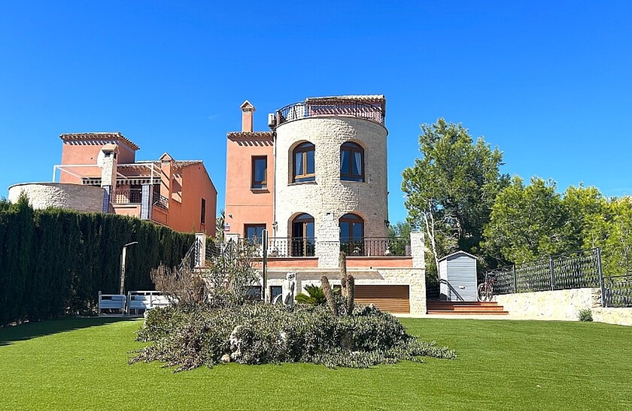 Resale - Villa - San Miguel de Salinas