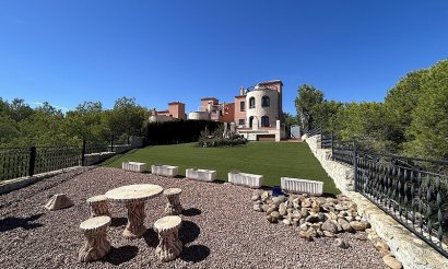 Resale - Villa - San Miguel de Salinas