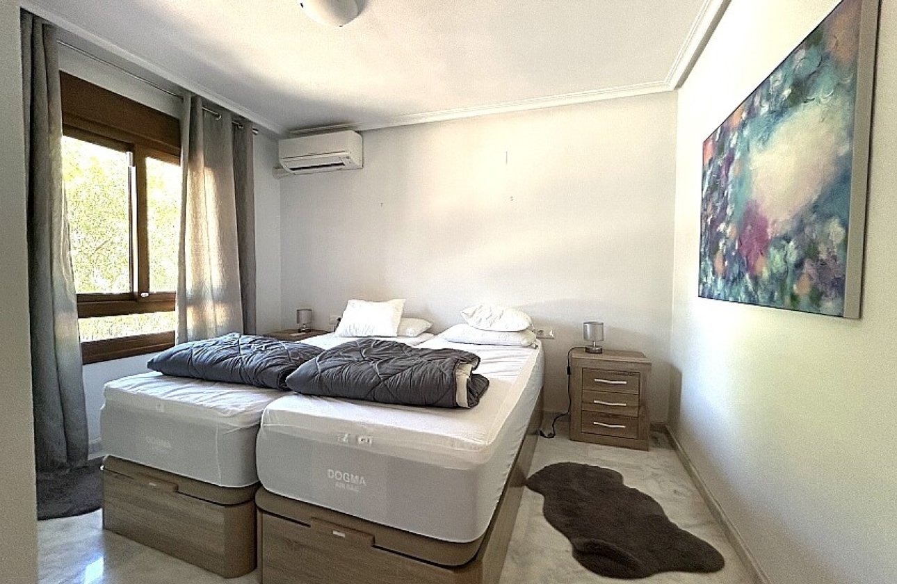 Resale - Villa - San Miguel de Salinas