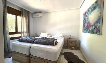 Resale - Villa - San Miguel de Salinas