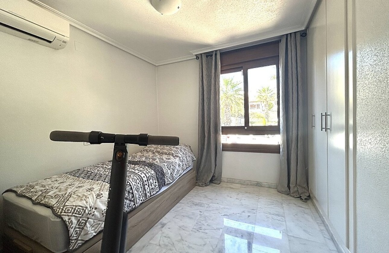 Resale - Villa - San Miguel de Salinas