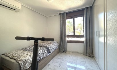 Resale - Villa - San Miguel de Salinas