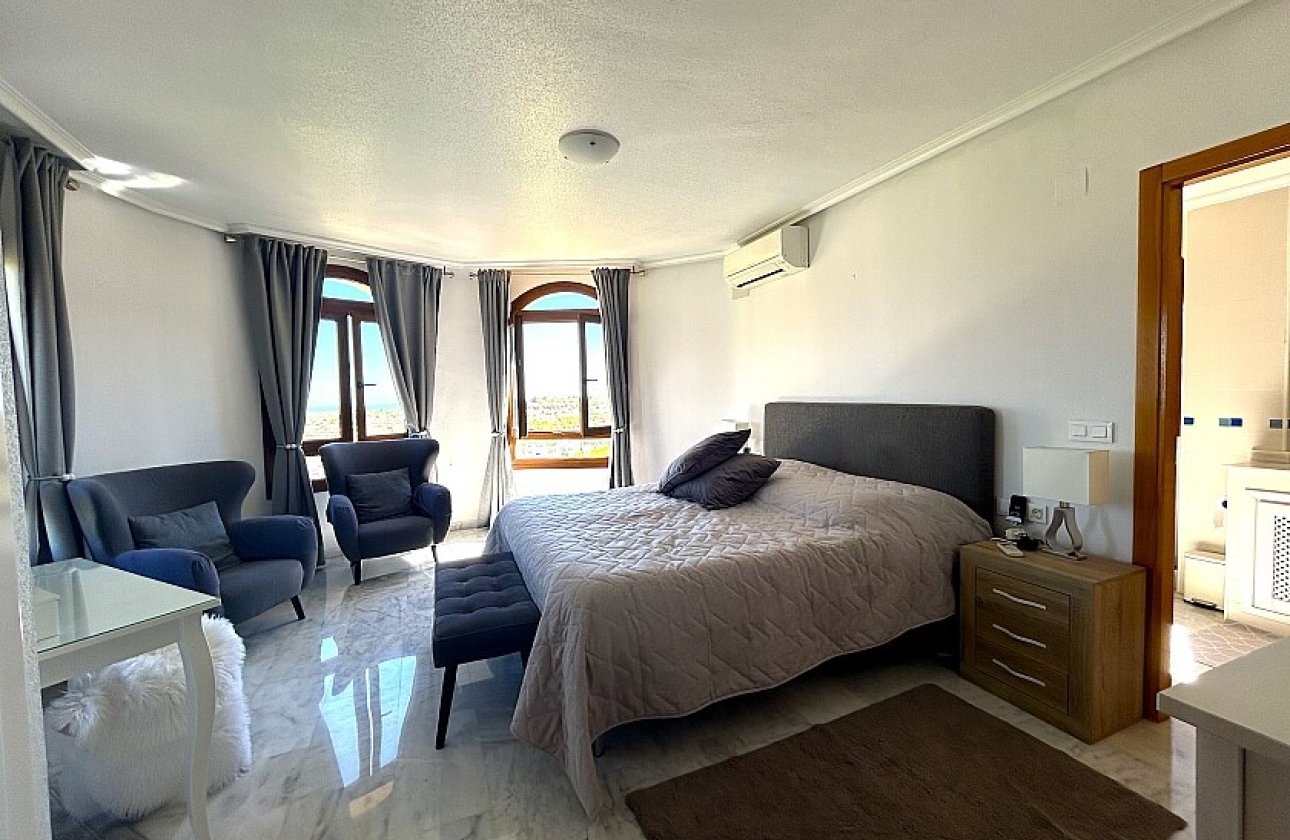 Resale - Villa - San Miguel de Salinas