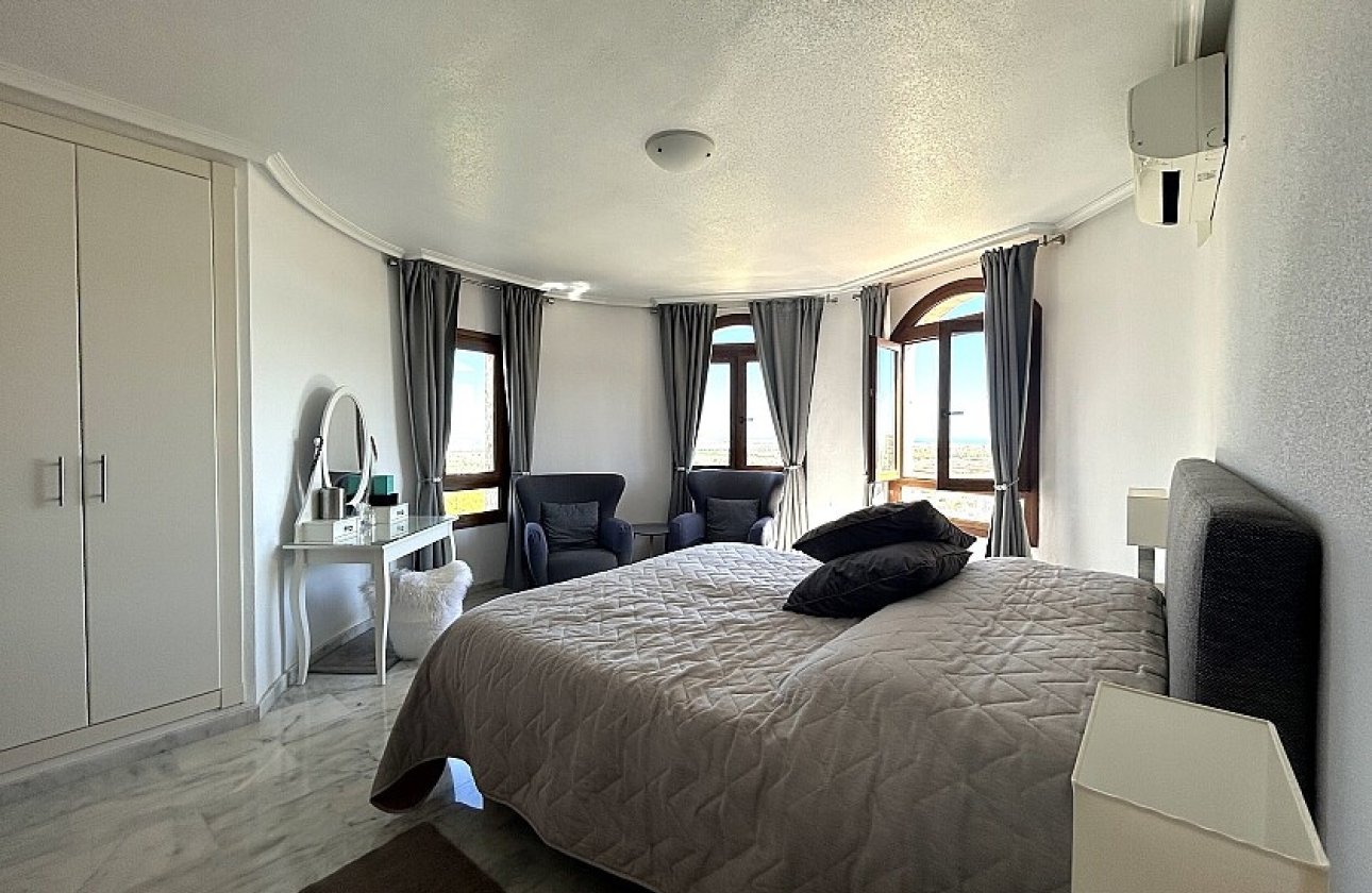 Resale - Villa - San Miguel de Salinas