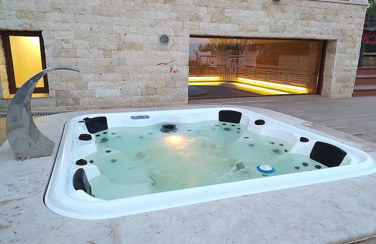 Resale - Villa - San Miguel de Salinas