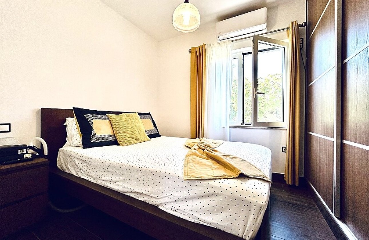 Resale - Villa - Orihuela Costa - Cabo Roig