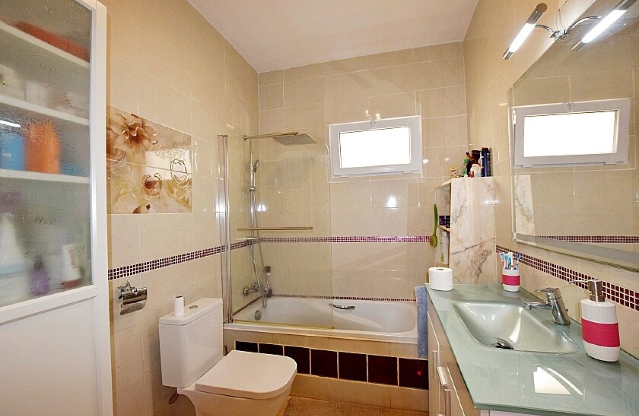 Resale - Townhouse - Cabo Roig