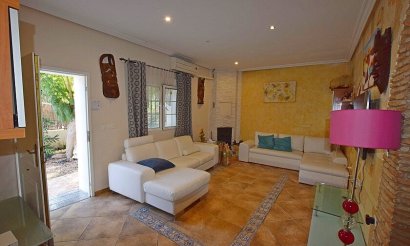 Resale - Villa - Rojales
