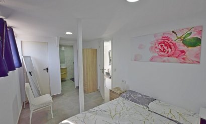 Resale - Villa - Rojales