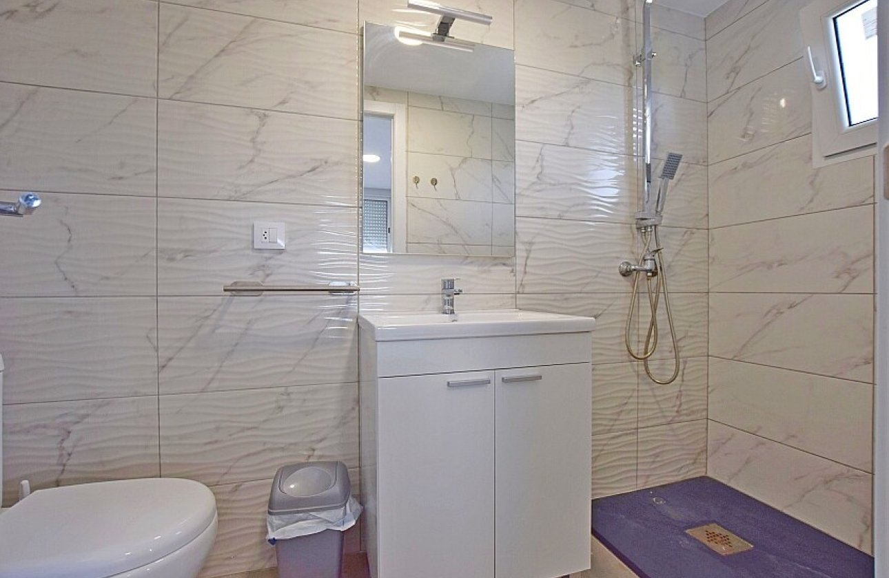 Resale - Villa - Rojales