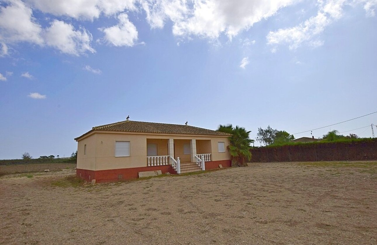 Resale - Villa - Dolores