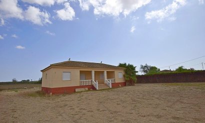Resale - Villa - Dolores