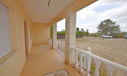 Resale - Villa - Dolores