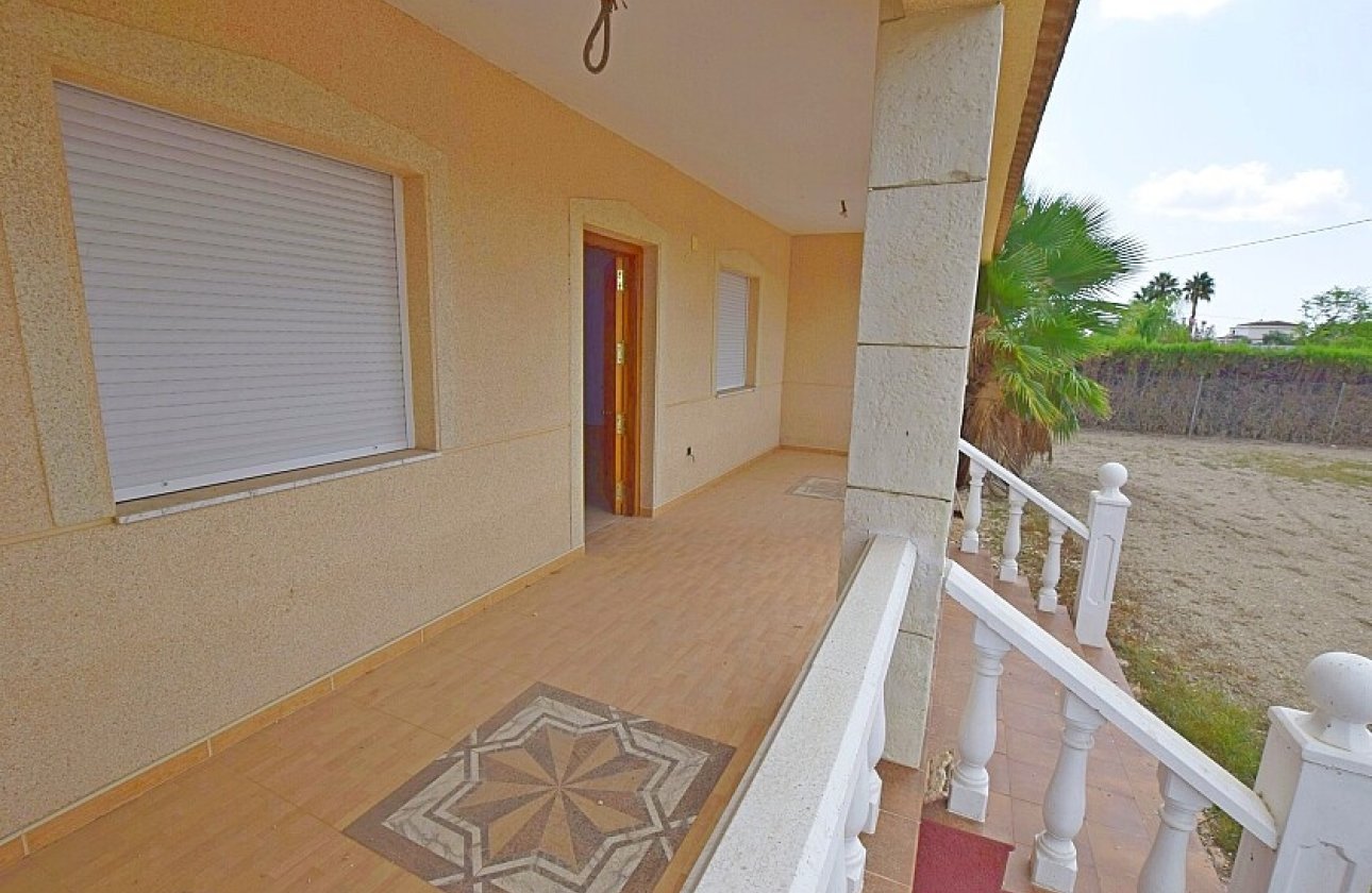 Resale - Villa - Dolores