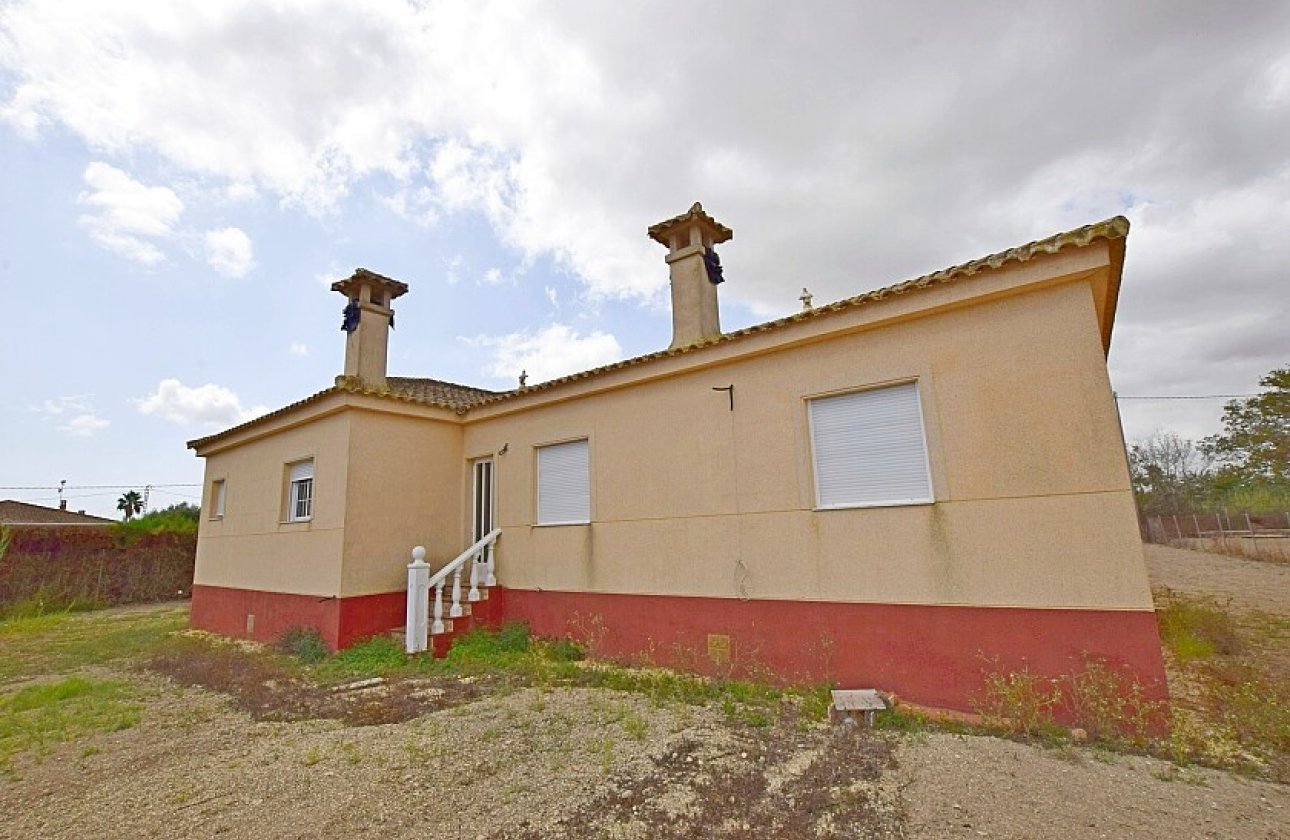 Resale - Villa - Dolores