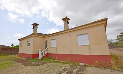 Resale - Villa - Dolores