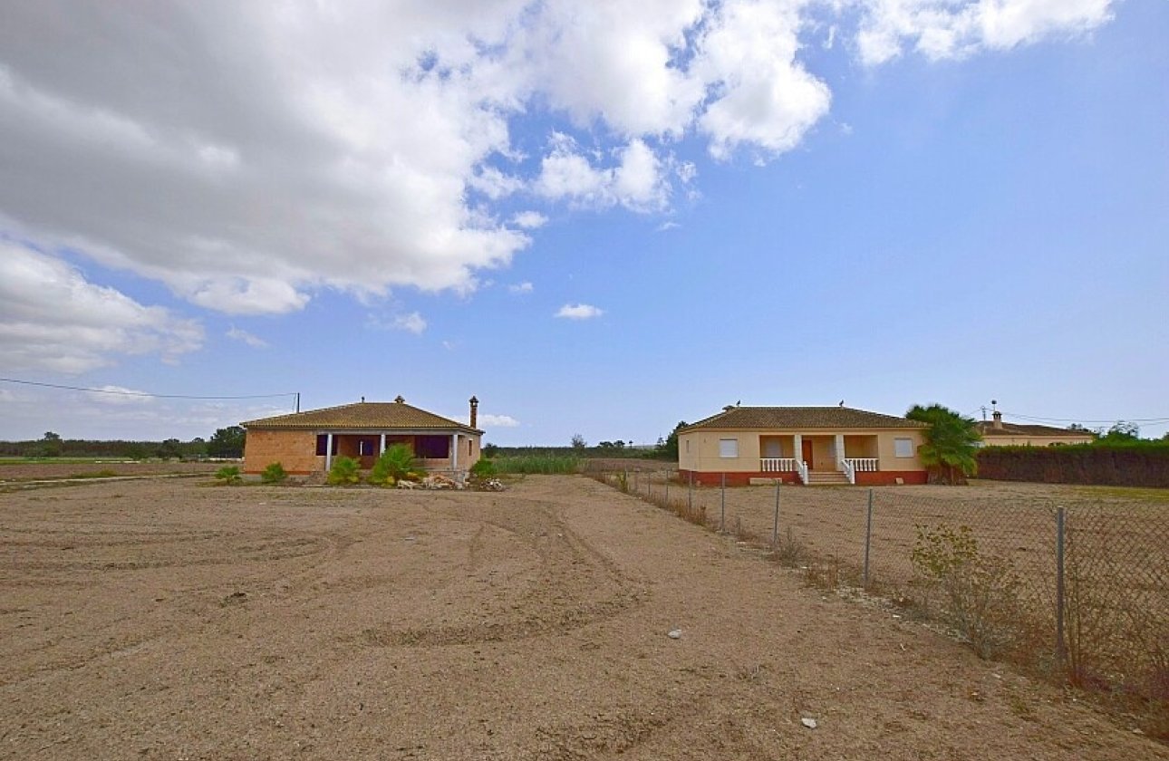 Resale - Villa - Dolores