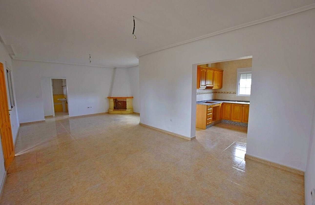 Resale - Villa - Dolores