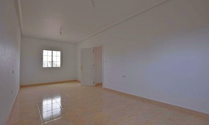 Resale - Villa - Dolores