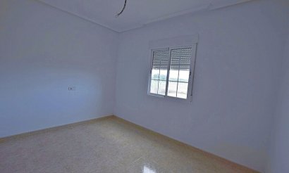 Resale - Villa - Dolores